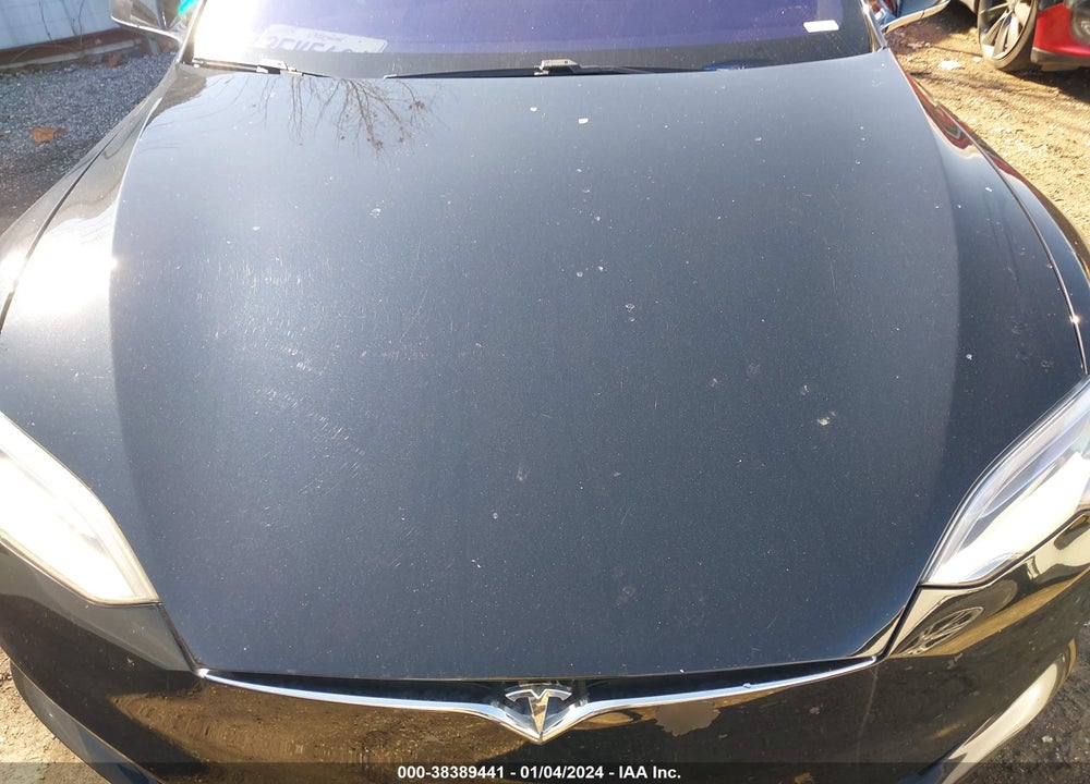 2018 TESLA MODEL S VIN: 5YJSA1E43JF251900