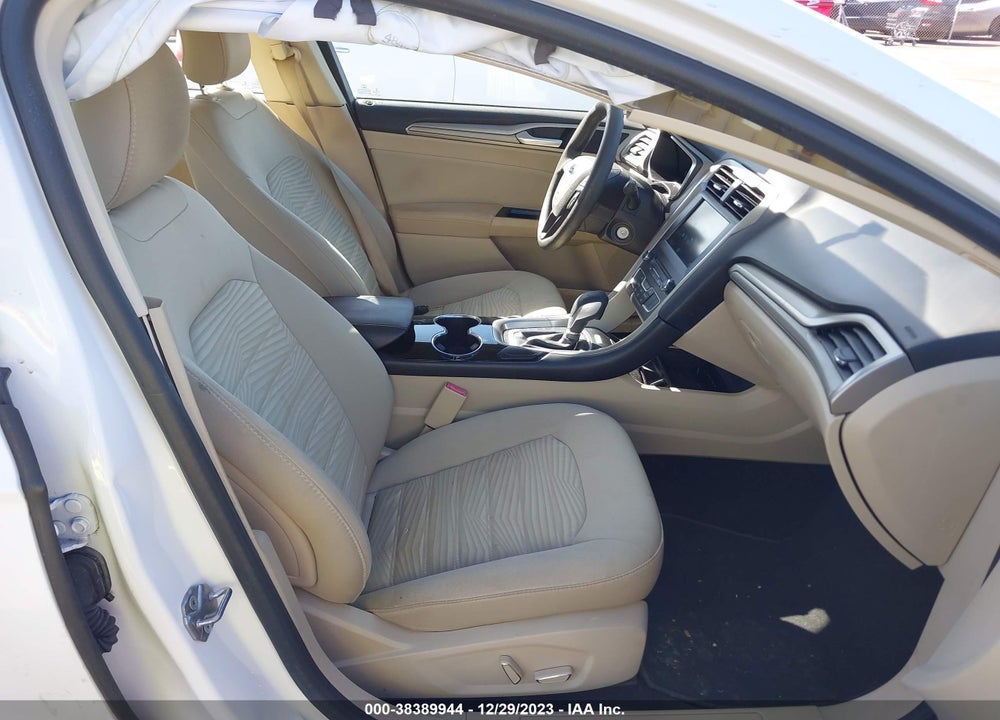 2016 FORD FUSION SE VIN: 3FA6P0H75GR233265