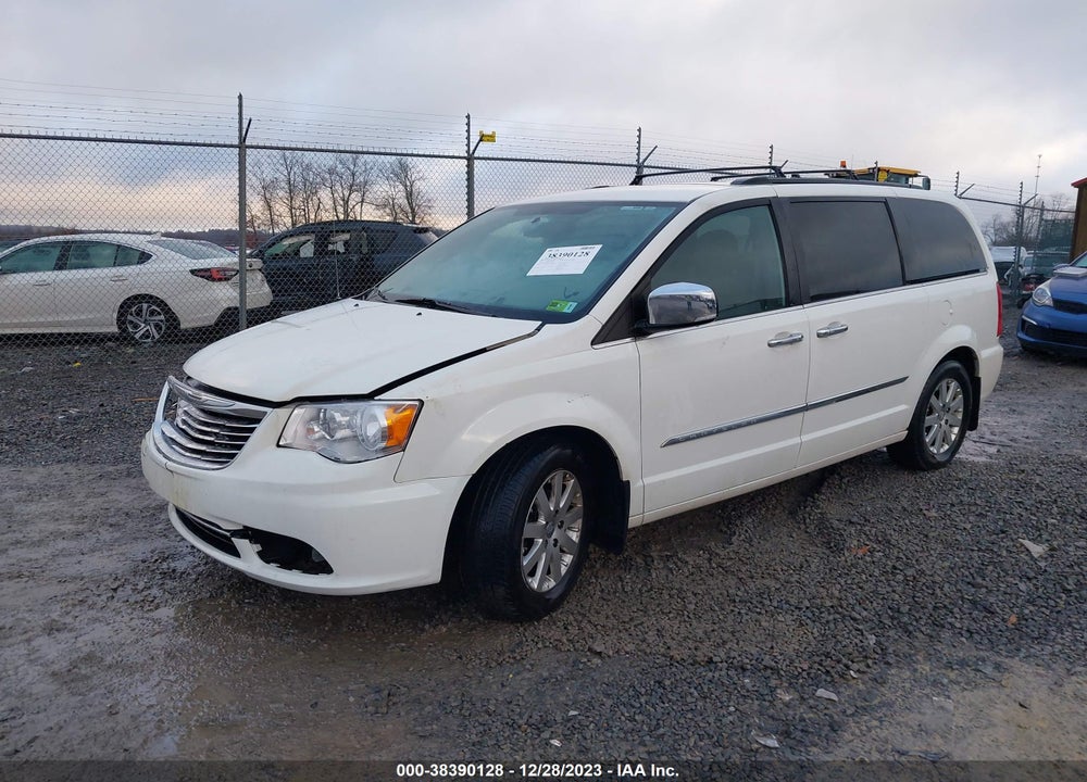 2011 CHRYSLER TOWN & COUNTRY TOURING-L VIN: 2A4RR8DG0BR612608