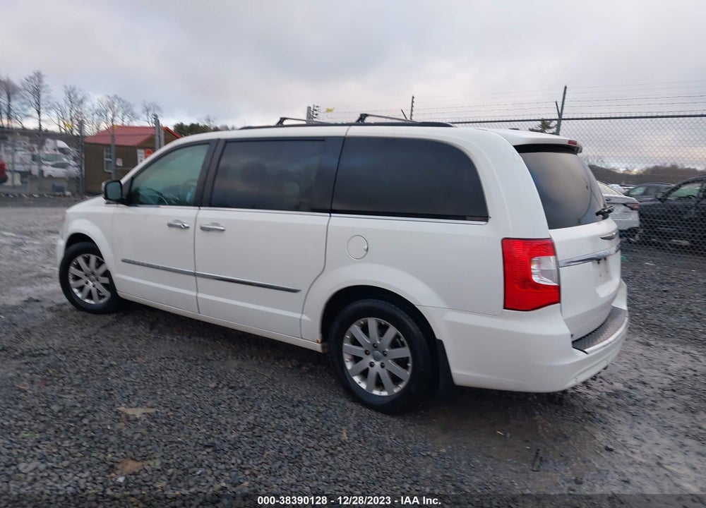 2011 CHRYSLER TOWN & COUNTRY TOURING-L VIN: 2A4RR8DG0BR612608