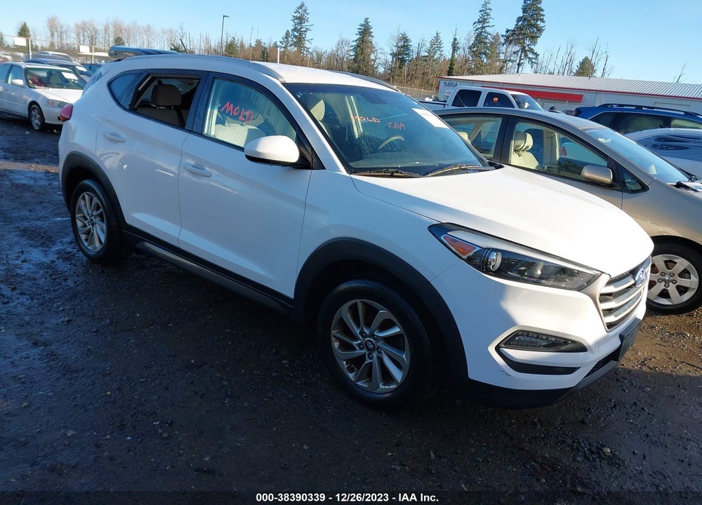 2016 HYUNDAI TUCSON SE VIN: KM8J3CA41GU035062