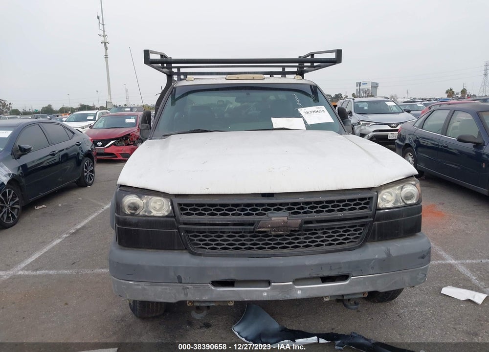 2005 CHEVROLET SILVERADO 3500 CHASSIS WORK TRUCK VIN: 1GBJC39205E297142