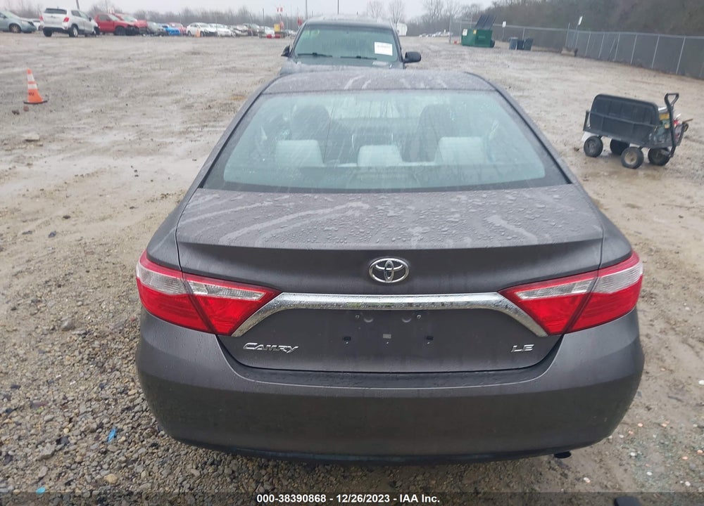 2017 TOYOTA CAMRY LE VIN: 4T1BF1FK4HU665439