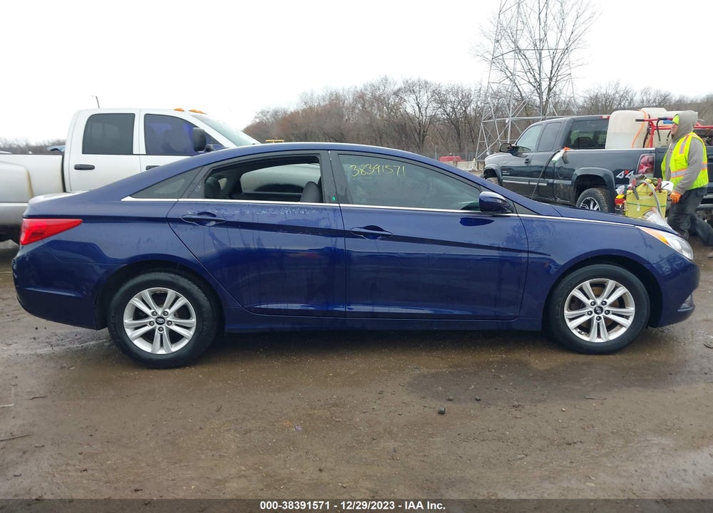 2013 HYUNDAI SONATA GLS VIN: 5NPEB4AC2DH801201