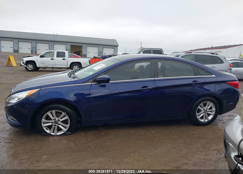 2013 HYUNDAI SONATA GLS VIN: 5NPEB4AC2DH801201