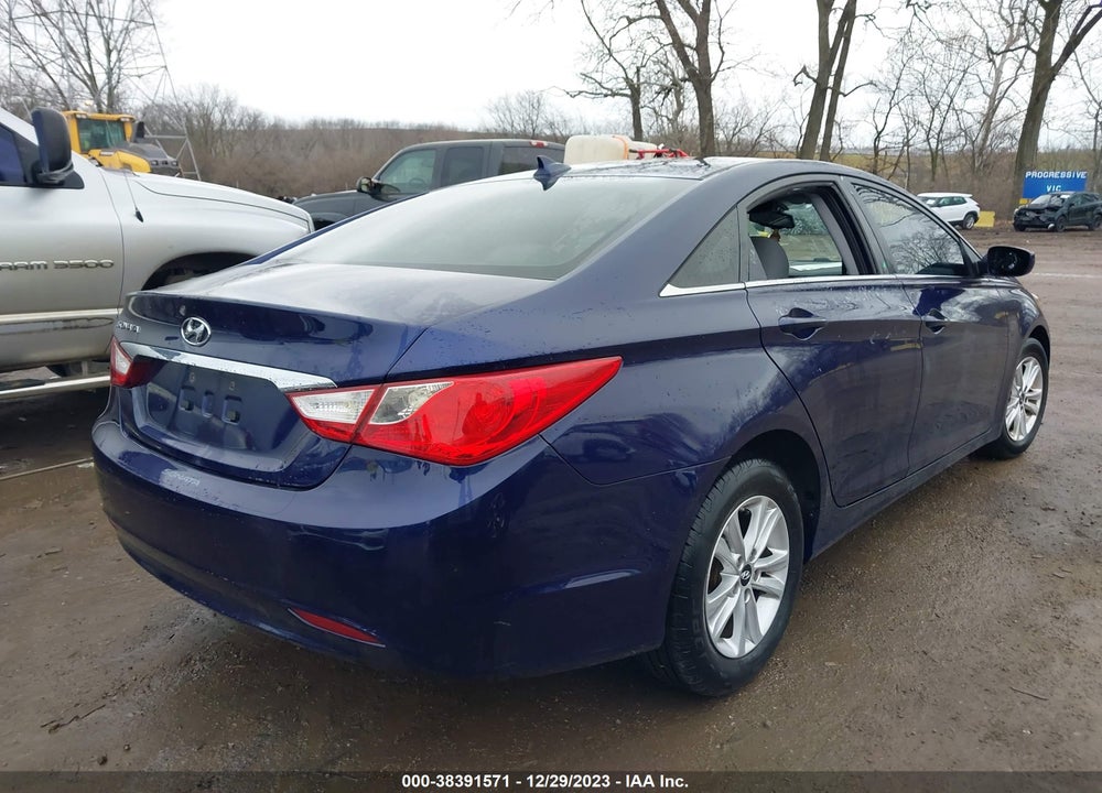 2013 HYUNDAI SONATA GLS VIN: 5NPEB4AC2DH801201