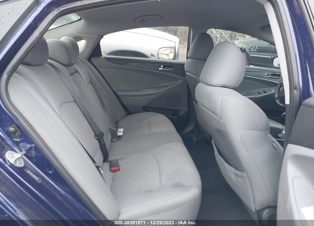 2013 HYUNDAI SONATA GLS VIN: 5NPEB4AC2DH801201
