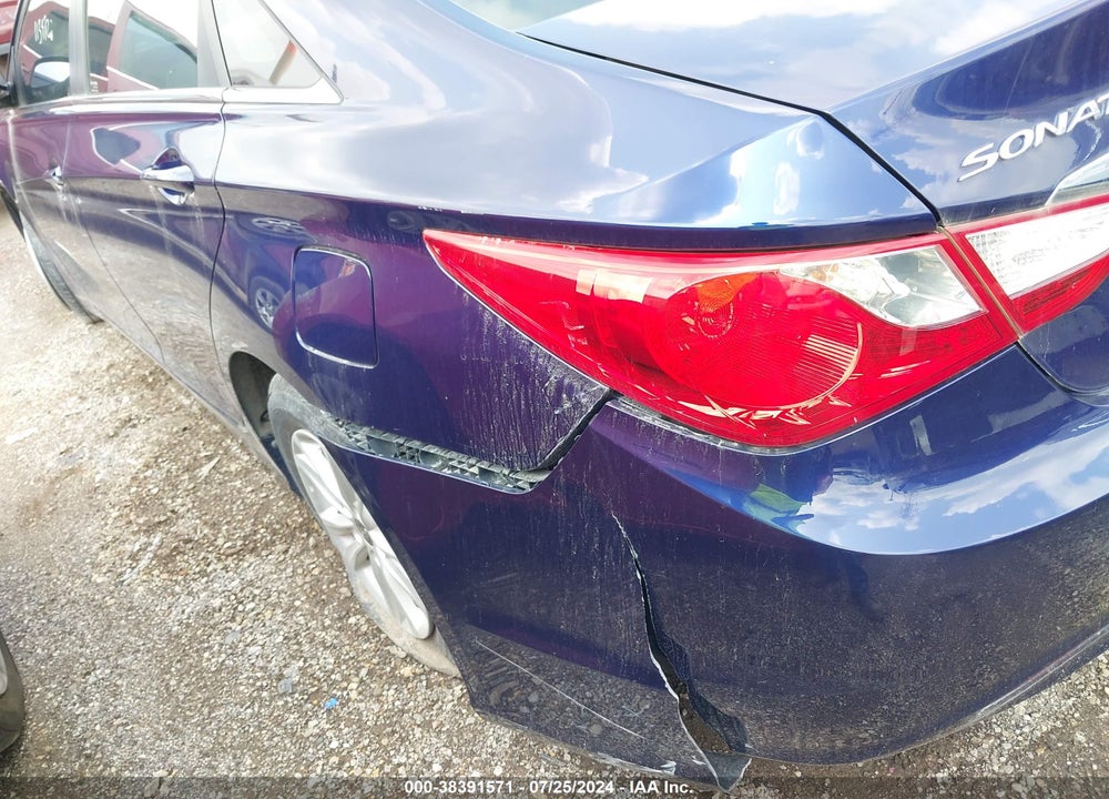 2013 HYUNDAI SONATA GLS VIN: 5NPEB4AC2DH801201