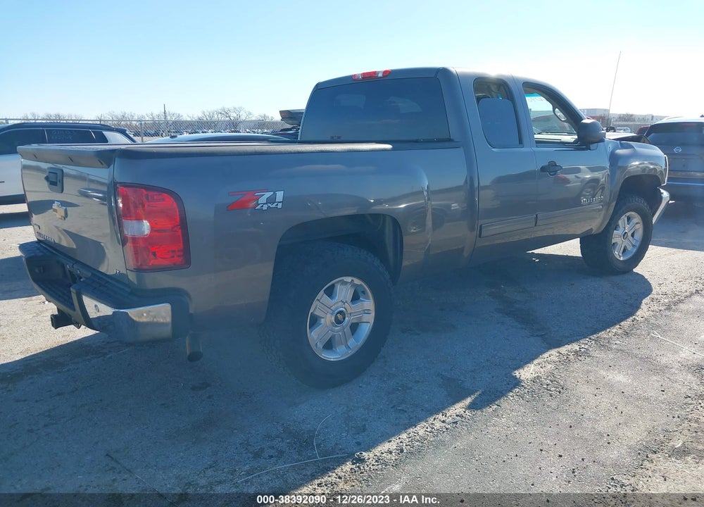 2012 CHEVROLET SILVERADO 1500 LT VIN: 1GCRKSE72CZ219030