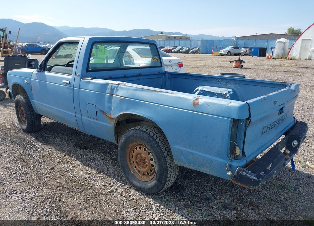 1983 CHEVROLET S TRUCK S10 VIN: 1GCCT14B0D8167892