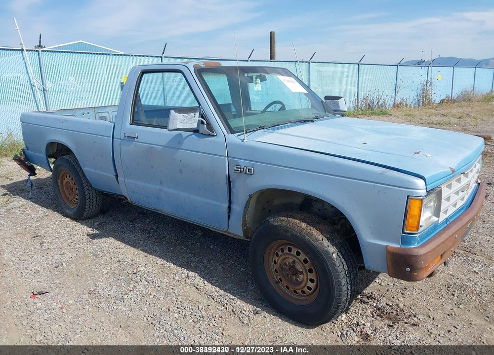 1983 CHEVROLET S TRUCK S10 VIN: 1GCCT14B0D8167892