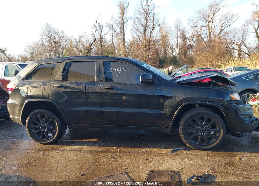 2017 JEEP GRAND CHEROKEE ALTITUDE 4X4 VIN: 1C4RJFAG4HC910893