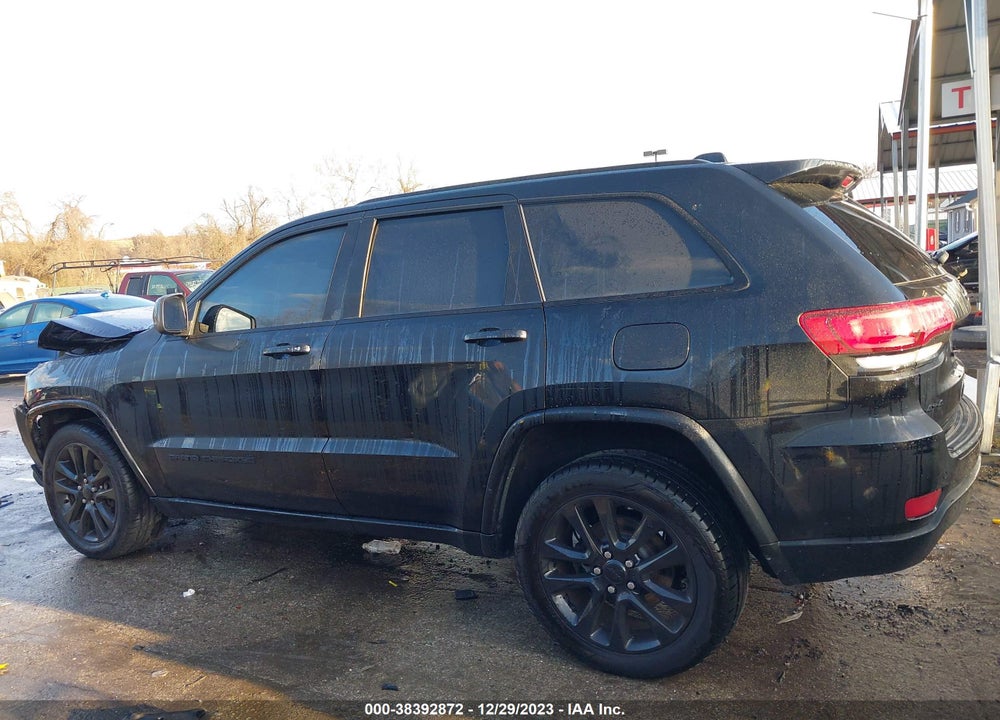 2017 JEEP GRAND CHEROKEE ALTITUDE 4X4 VIN: 1C4RJFAG4HC910893