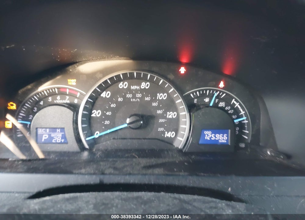 2014 TOYOTA CAMRY LE VIN: 4T4BF1FK9ER424204