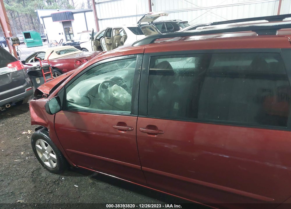 2009 TOYOTA SIENNA VIN: 5TDZK23C09S230022