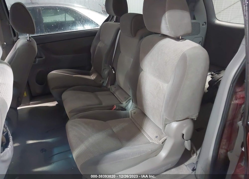 2009 TOYOTA SIENNA VIN: 5TDZK23C09S230022