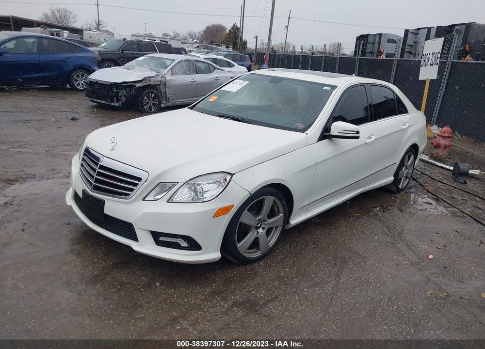 2011 MERCEDES-BENZ E 350 4MATIC VIN: WDDHF8HB9BA435219