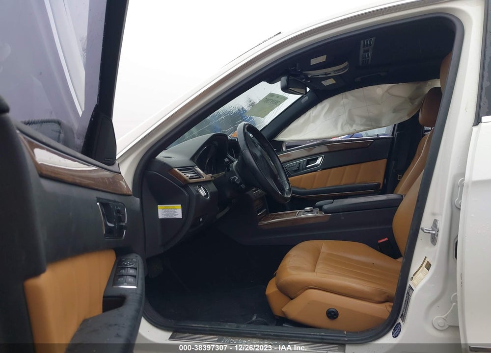 2011 MERCEDES-BENZ E 350 4MATIC VIN: WDDHF8HB9BA435219