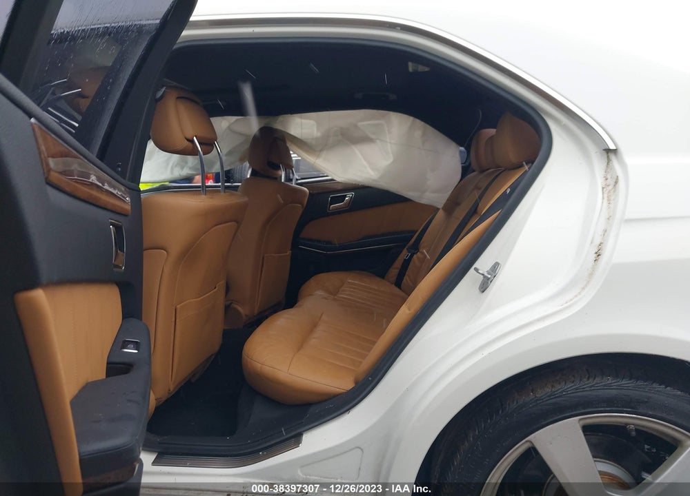 2011 MERCEDES-BENZ E 350 4MATIC VIN: WDDHF8HB9BA435219