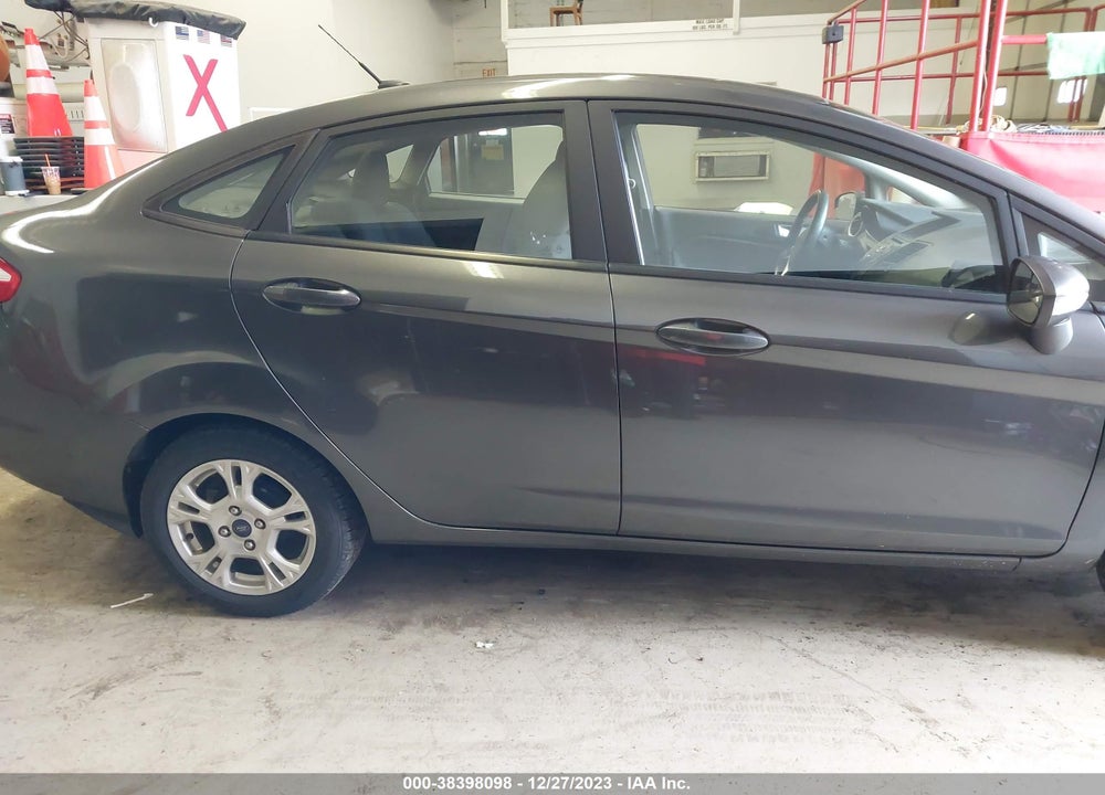 2015 FORD FIESTA SE VIN: 3FADP4BJ9FM207718