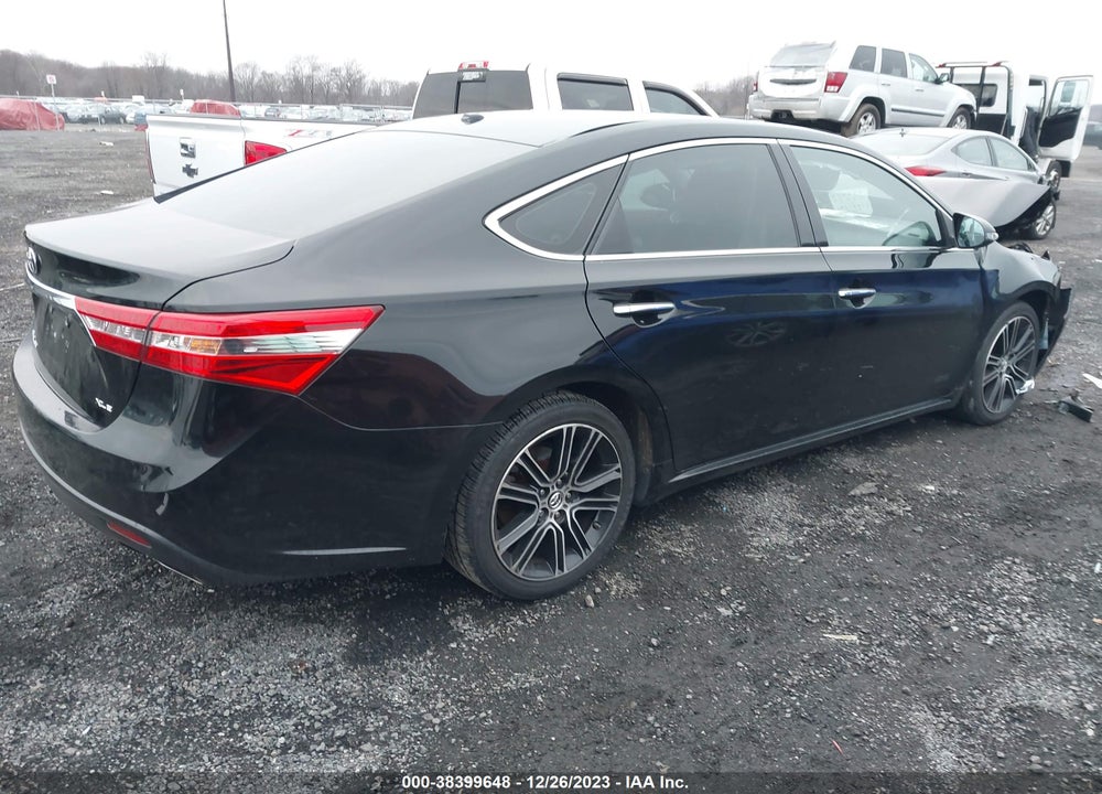 2015 TOYOTA AVALON XLE TOURING SE VIN: 4T1BK1EBXFU162105