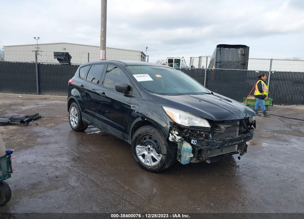 2014 FORD ESCAPE S VIN: 1FMCU0F76EUD43901