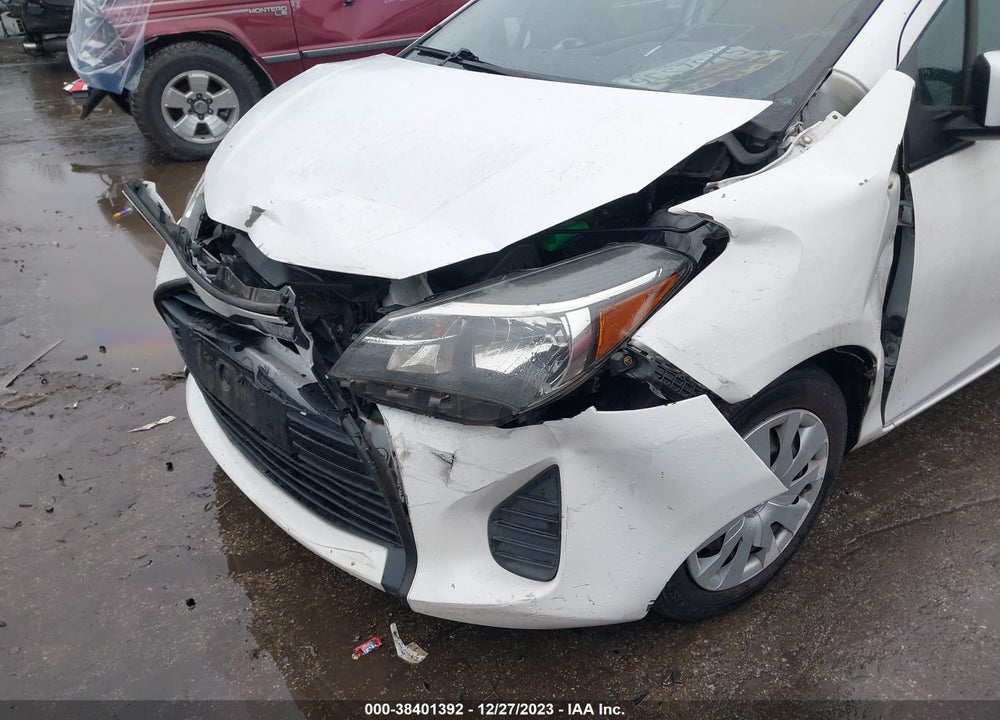 2015 TOYOTA YARIS L VIN: VNKKTUD39FA027560