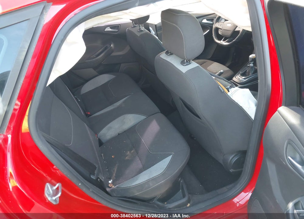 2016 FORD FOCUS ST VIN: 1FADP3L90GL246585