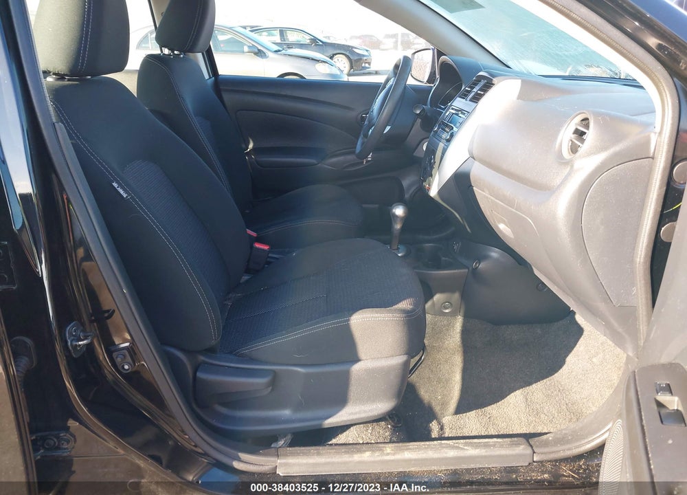 2018 NISSAN VERSA 1.6 SV VIN: 3N1CN7AP6JL810422