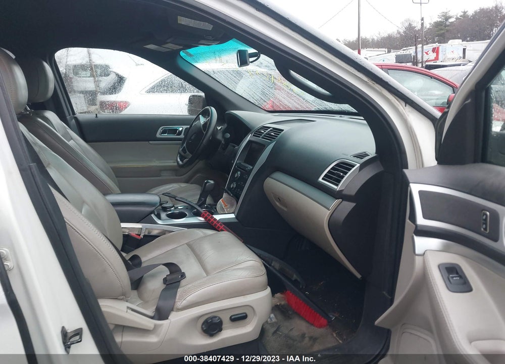 2012 FORD EXPLORER XLT VIN: 1FMHK8D88CGA11105