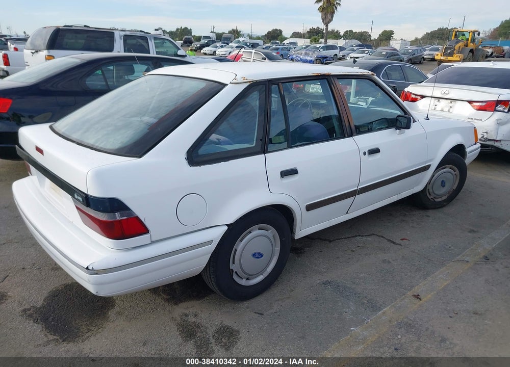 1988 FORD ESCORT LX VIN: 1FAPP959XJW352139