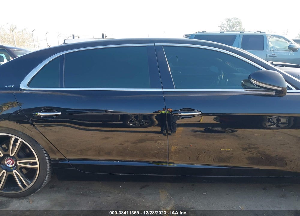 2017 BENTLEY FLYING SPUR V8 S VIN: SCBEH9ZA6HC063910