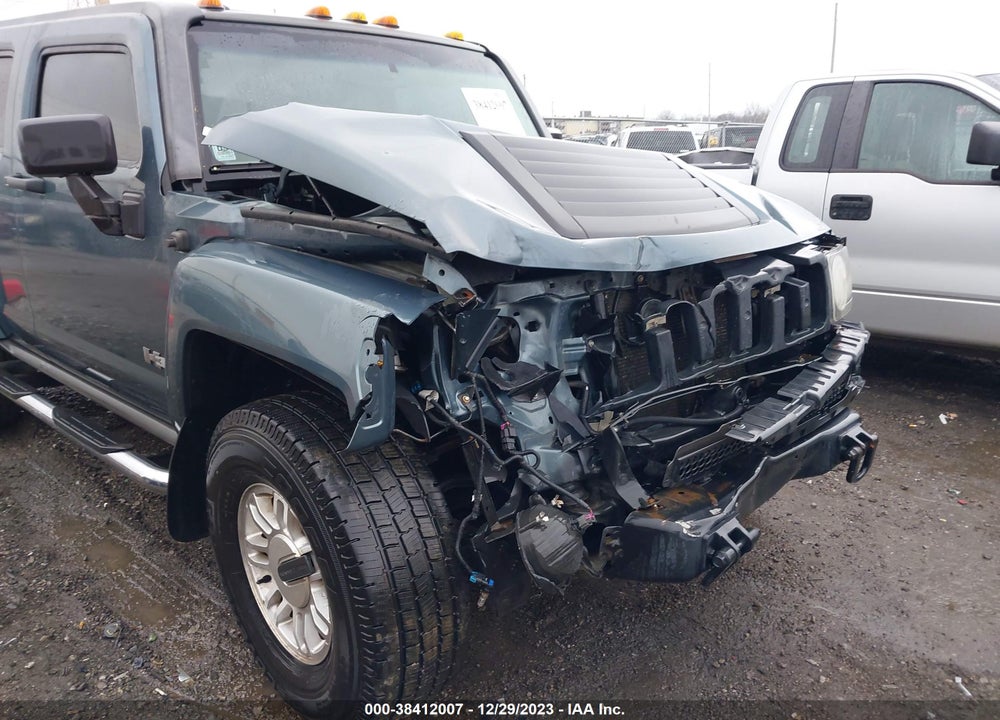 2006 HUMMER H3 SUV VIN: 5GTDN136268169710