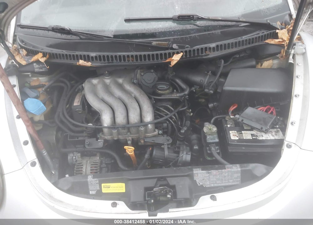 2000 VOLKSWAGEN NEW BEETLE GLS VIN: 3VWCC21C4YM402408