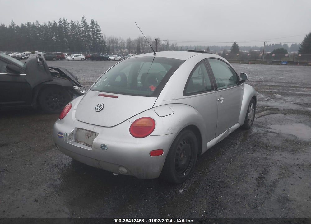 2000 VOLKSWAGEN NEW BEETLE GLS VIN: 3VWCC21C4YM402408