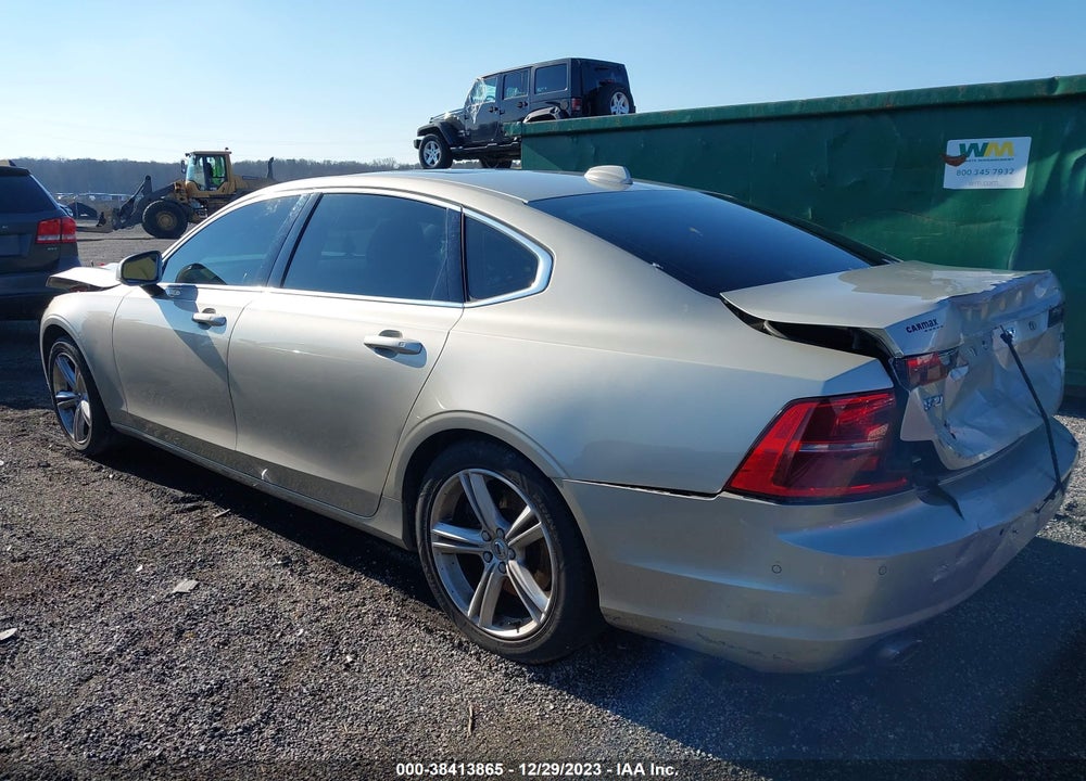 2018 VOLVO S90 T5 MOMENTUM VIN: LVY982MK1JP032979