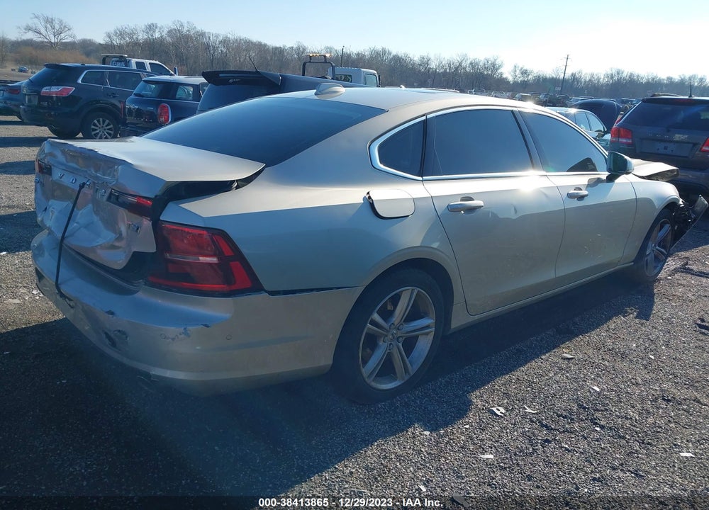 2018 VOLVO S90 T5 MOMENTUM VIN: LVY982MK1JP032979