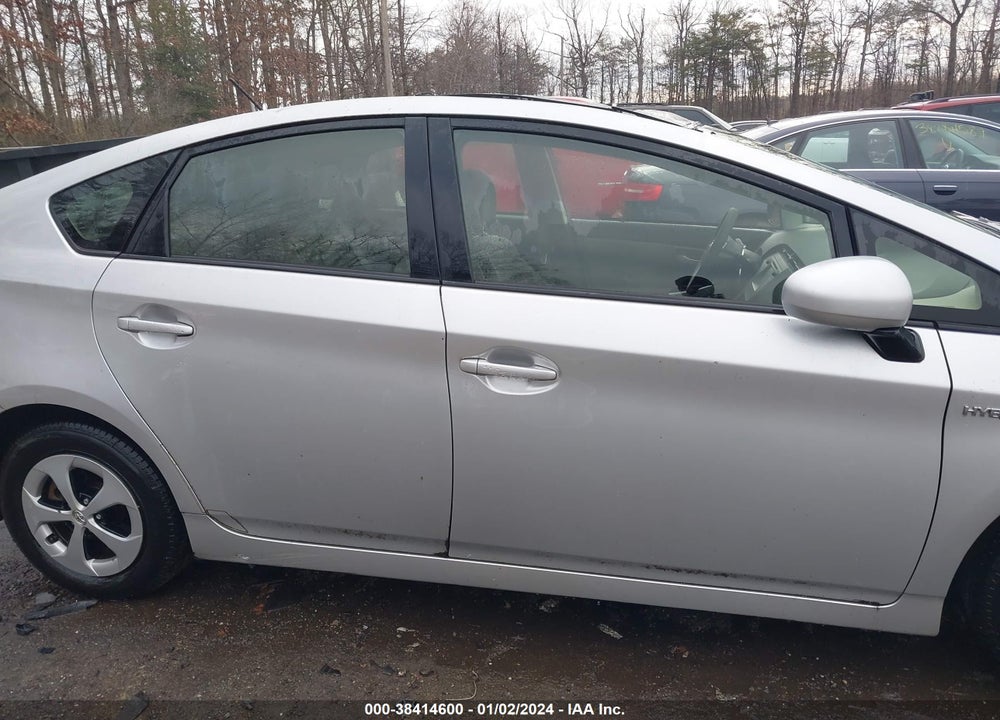 2013 TOYOTA PRIUS THREE VIN: JTDKN3DU5D5653697