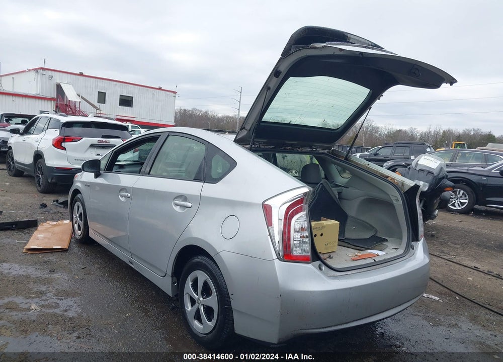 2013 TOYOTA PRIUS THREE VIN: JTDKN3DU5D5653697