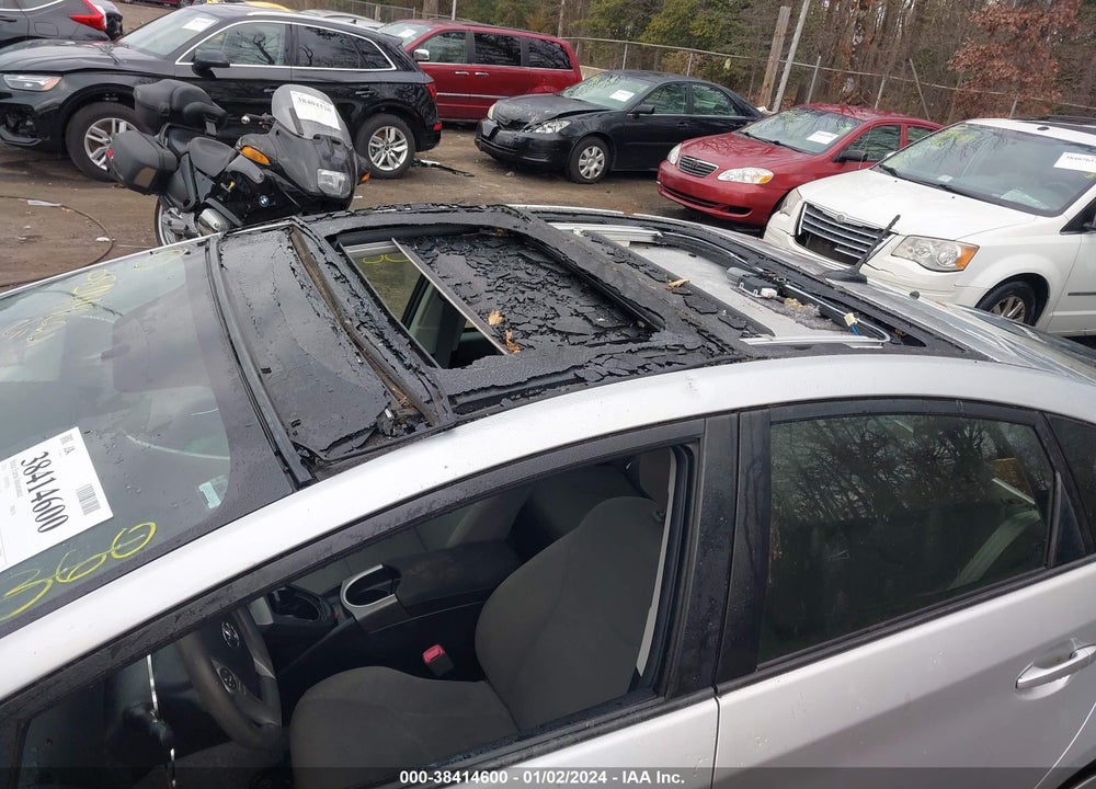 2013 TOYOTA PRIUS THREE VIN: JTDKN3DU5D5653697