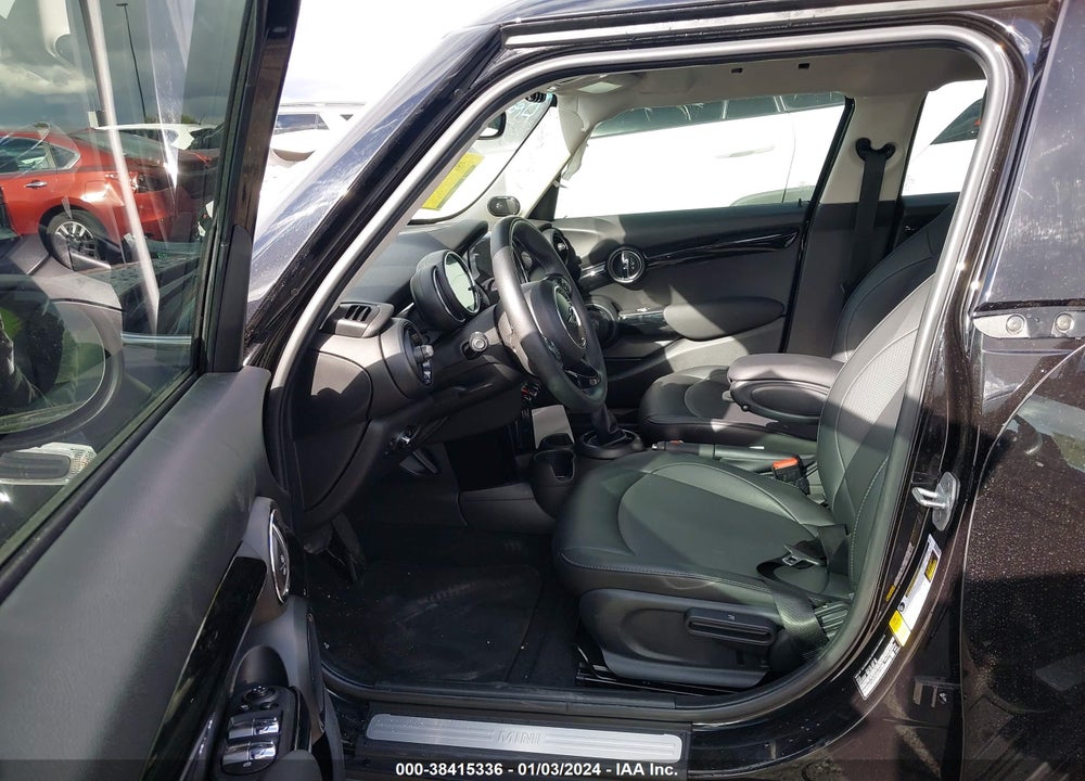 2019 MINI HARDTOP COOPER VIN: WMWXU1C57K2H74365