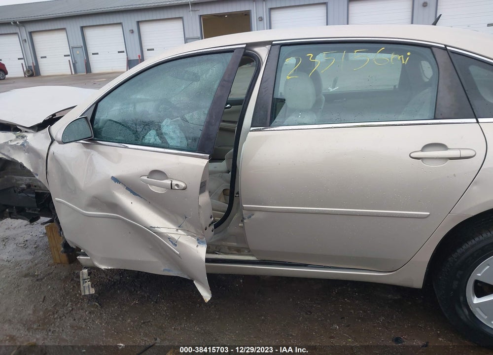 2008 CHEVROLET IMPALA LT VIN: 2G1WT58K981299176