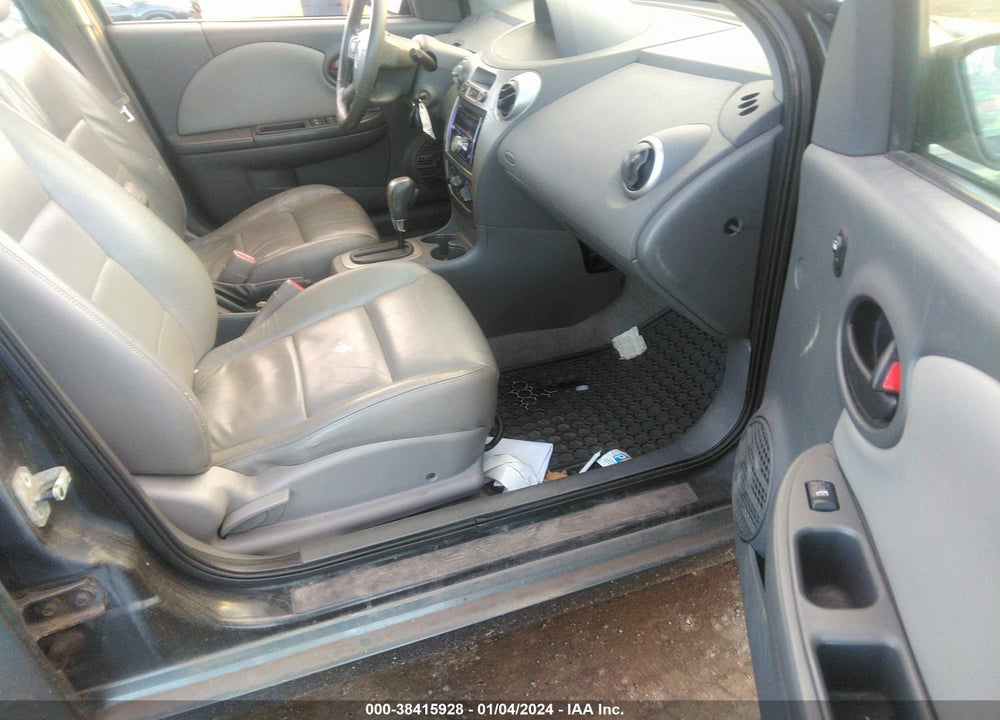 2007 SATURN ION 3 VIN: 1G8AL58F37Z175490