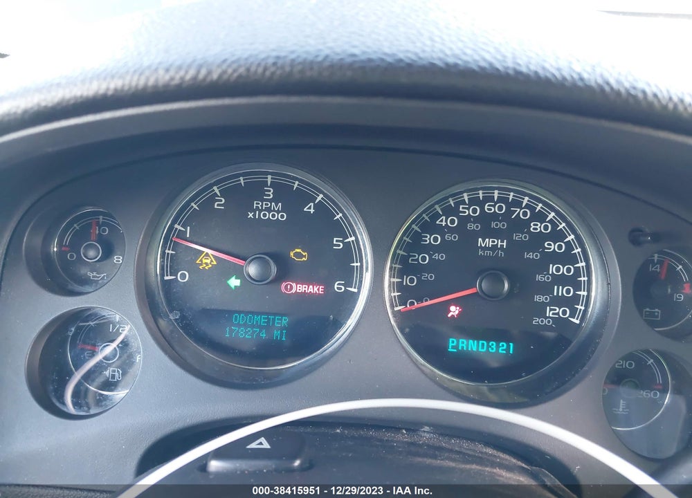 2007 CHEVROLET TAHOE LT VIN: 1GNFC130X7R401782