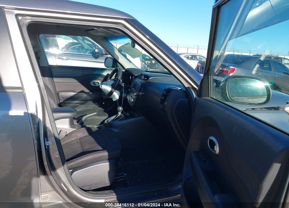 2015 KIA SOUL VIN: KNDJN2A23F7168796