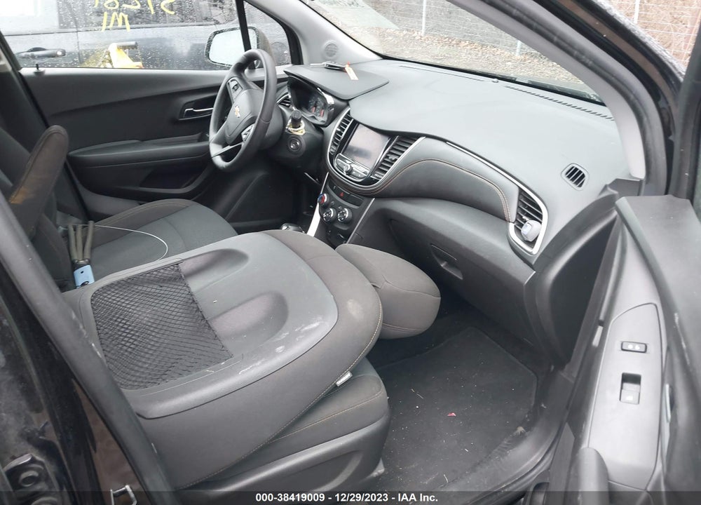 2020 CHEVROLET TRAX VIN: KL7CJNSB7LB033184