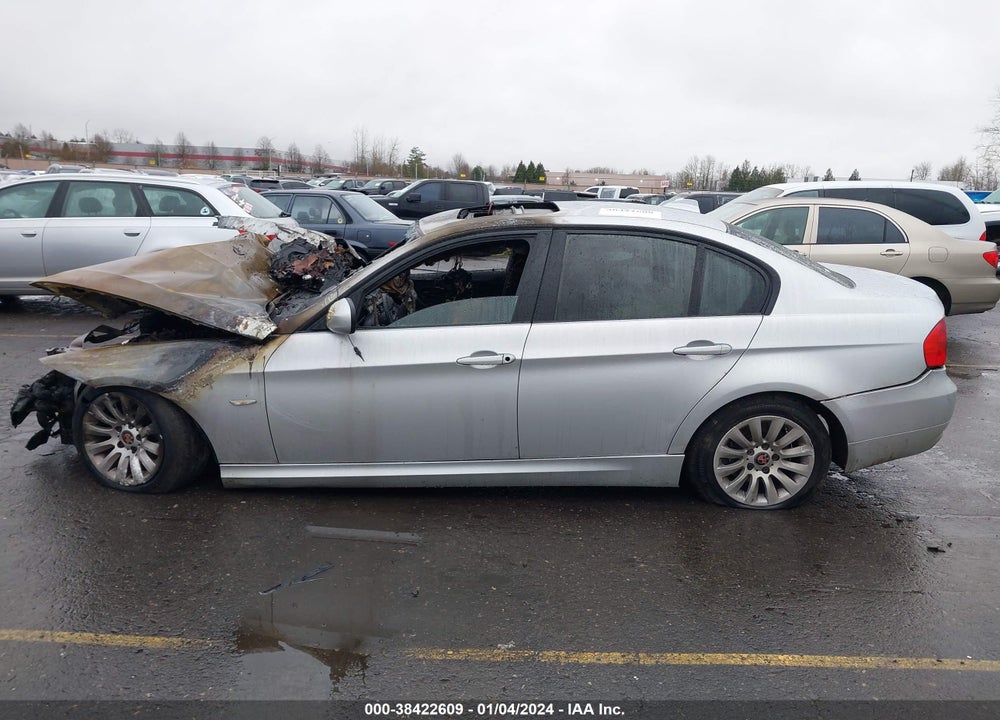 2009 BMW 328I VIN: WBAPH53519A438638