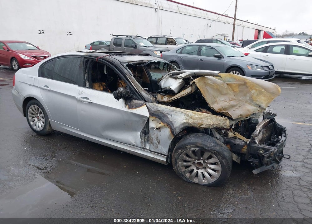 2009 BMW 328I VIN: WBAPH53519A438638