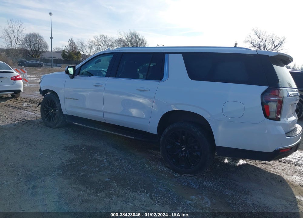 2021 CHEVROLET SUBURBAN 4WD LT VIN: 1GNSKCKD5MR217539