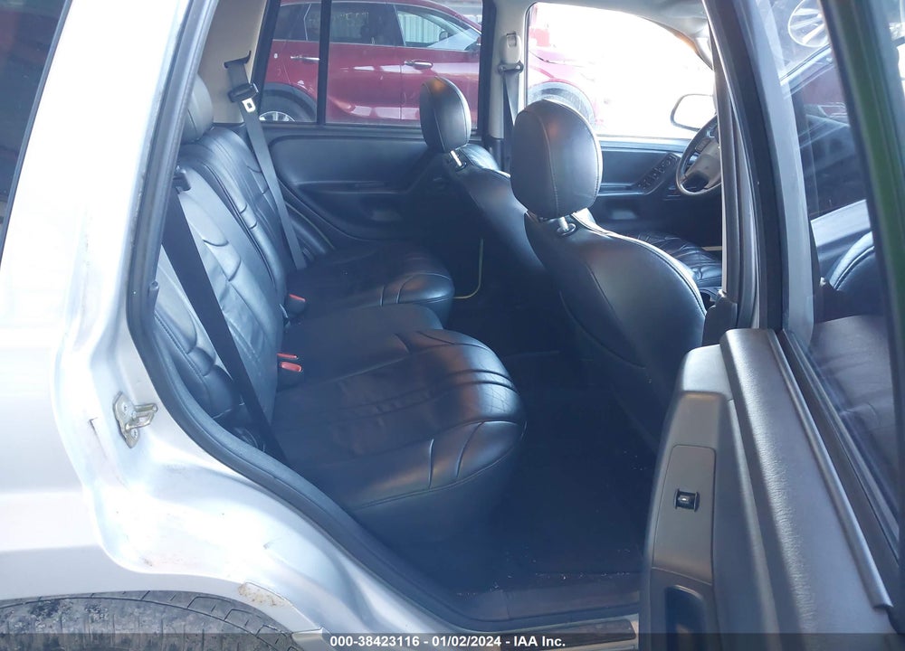 2004 JEEP GRAND CHEROKEE LAREDO VIN: 1J4GW48N14C242847